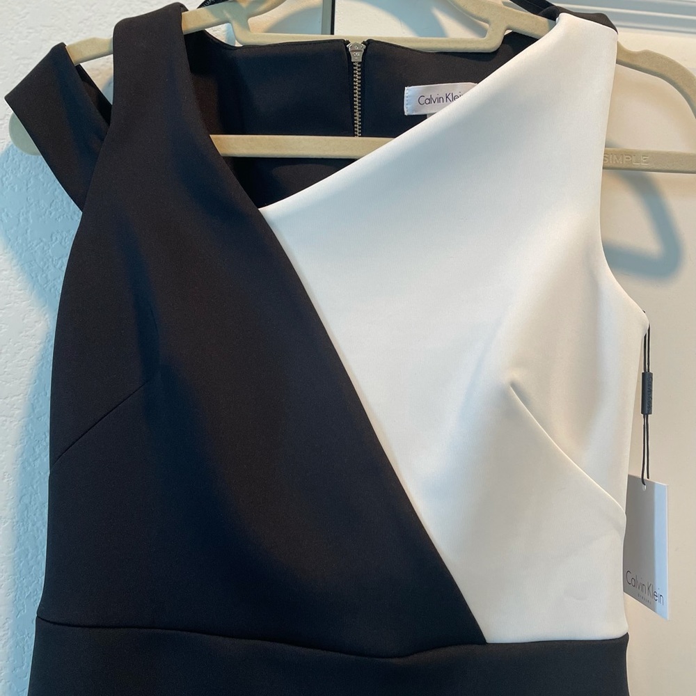 Calvin Klein Dress size 4 black and white